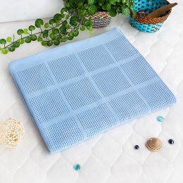 [Light Sky Blue] 100% Cotton Thermal Cellular Throw Blanket (63 by 78.7 inches)